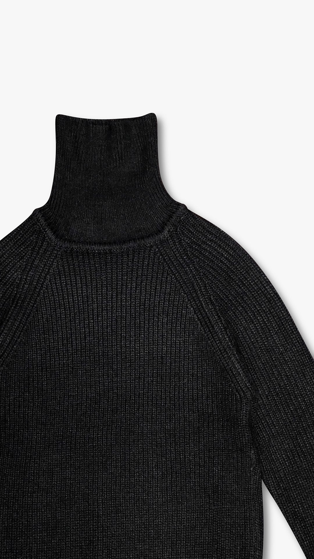 CASHMERE TURTLE NECK KNIT SWEATER