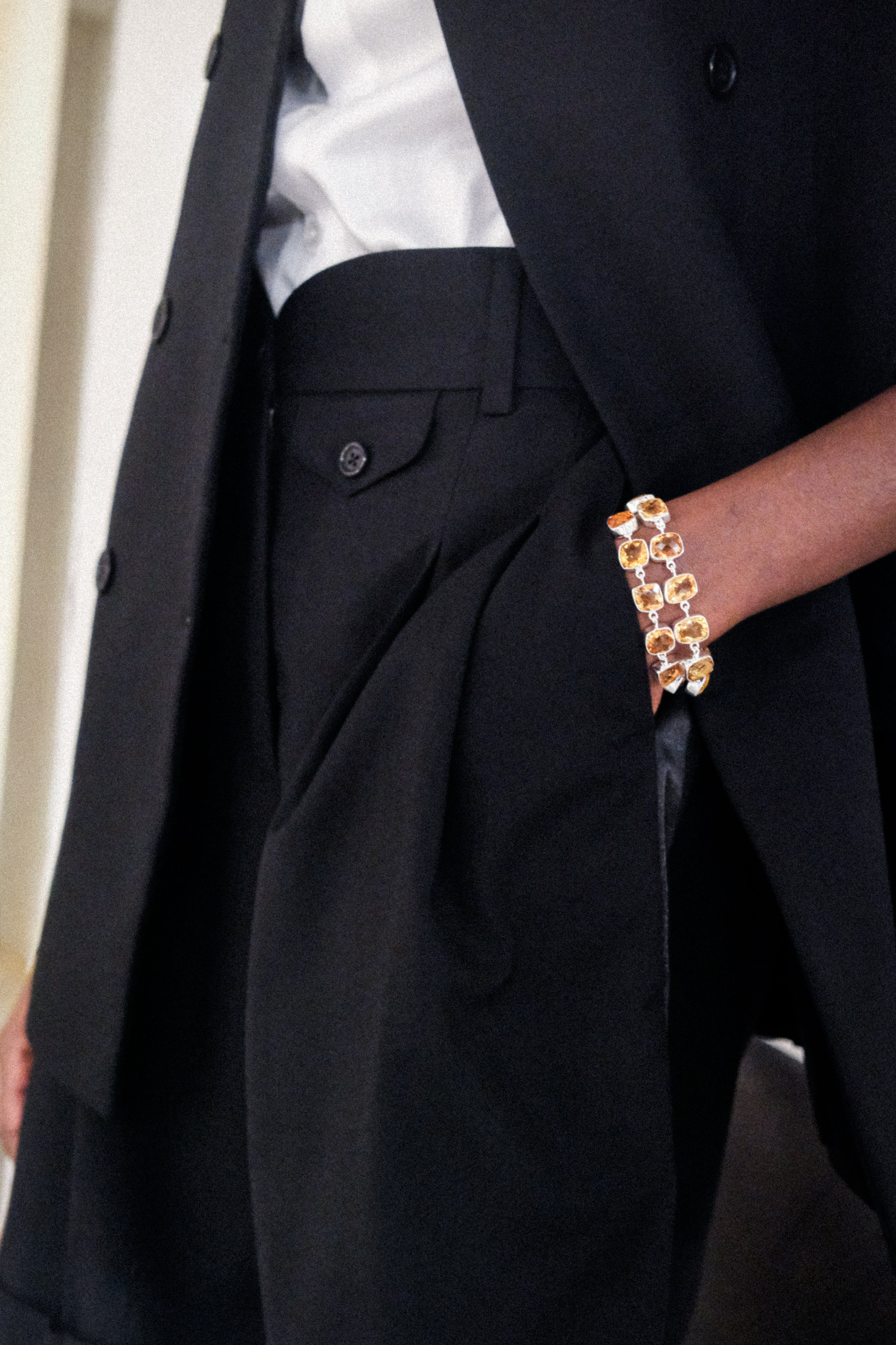 ITALIAN CASHMERE WOOL PLEATED TUXEDO SHORT